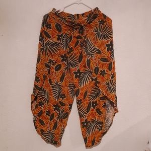 Flowy summer capri pants